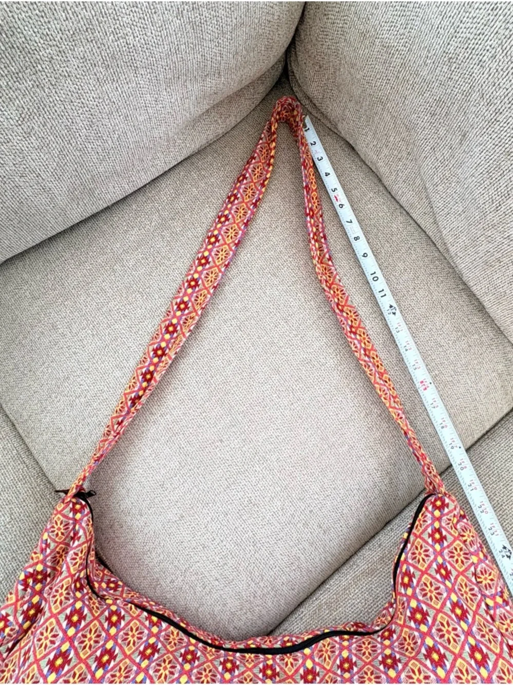 tet COLLECTION if u know u know Pink Red Patterned Hobo Bag